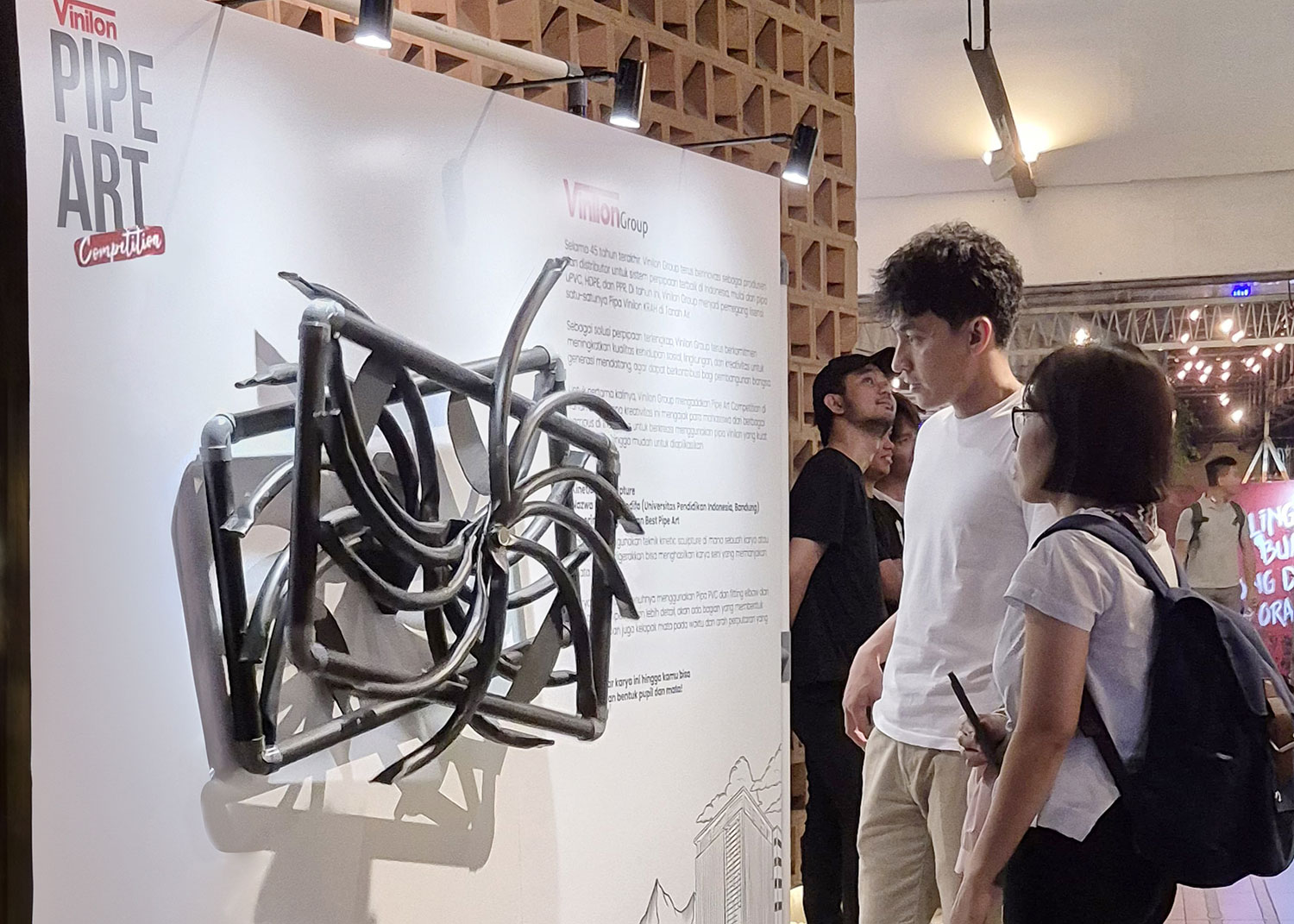 Vinilon-Group-Ajak-Mahasiswa-Berkreasi-dengan-Pipa-di-Ajang-Vinilon-Pipe-Art-Competition-2024-2